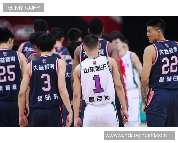 重庆篮球队与武汉篮球队赛后复盘个人能力分析与表现对比